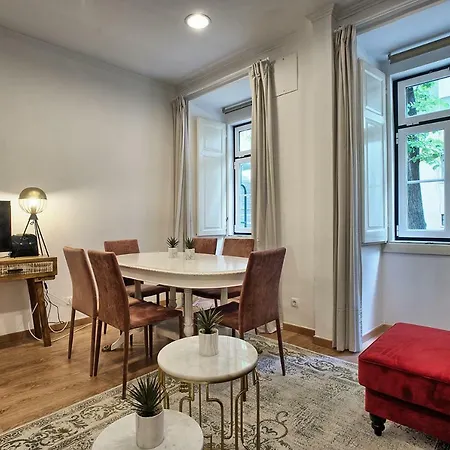 Liverpool Tree * Лиссабон