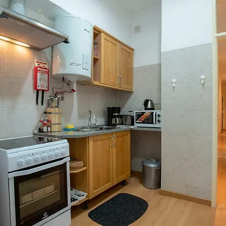 Liverpool Tree * Лиссабон